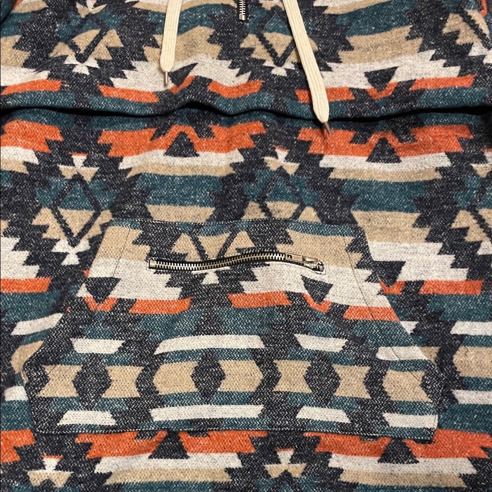Aztec Pattern Hoodie - Picture 3 of 4